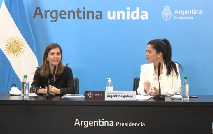Las titulares de ANSES, Fernánda Raberta y de PAMI, Luana Volnovich en Casa Rosada.
