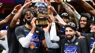 Con Jalen Brunson como líder y figura a lo largo de la serie, el equipo dirigido por Mike Brown construyó una campaña memorable. Del otro lado, ni el talento de Victor Wembanyama alcanzó para unos Spurs que pelearon hasta el final pero no pudieron evitar la consagración rival. Así, Nueva York vuelve a lo más alto del básquet mundial y pone fin a una de las sequías más largas de la historia de la liga.