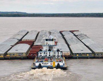 De cara al recambio presidencial del 27-O, las provincias ribereñas ponen en la mira la licitación de la hidrovía Paraná - Paraguay.