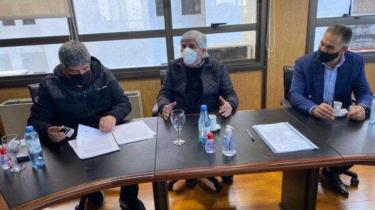 Cúpula del gremio de Camioneros.