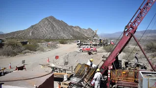El récord exportador llega en momentos en que la minería concentra una parte importante de los proyectos de inversión que ingresaron al Régimen de Incentivo para Grandes Inversiones (RIGI). El récord exportador llega en momentos en que la minería concentra una parte importante de los proyectos de inversión que ingresaron al Régimen de Incentivo para Grandes Inversiones (RIGI).
