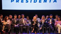 Carolina Cosse lanzó su plan de gobierno en el teatro El Galpón.