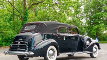 En&nbsp;junio de&nbsp;1952 el auto transitó las calles porteñas durante la&nbsp;última aparición pública de&nbsp;Eva Duarte antes de su muerte.