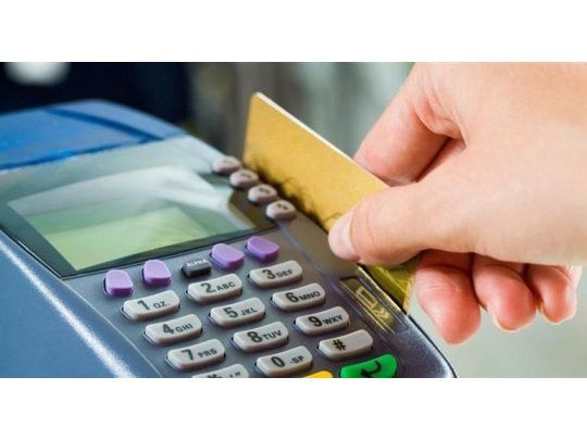Operaciones con tarjetas de crédito y débito aumentaron un 21,1% y 19,5% en febrero