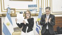 respaldo. La gobernadora Alicia Kirchner agradeció la gestión de Pablo González para que la provincia haya logrado finalmente disponer de esos recursos adeudados.