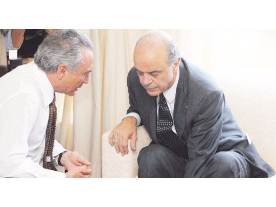 Aliados. El presidente de Brasil, Michel Temer, y su canciller, José Serra, son viejos amigos. La influencia del segundo en el Gobierno hoy excede su cargo. Por caso, es el autor del proyecto que cambia de raíz el marco regulatorio para la explotación del petróleo de aguas profundas.