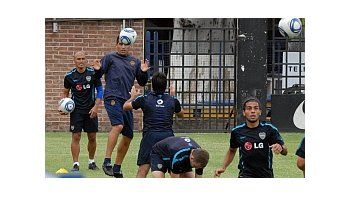 Juan Román Riquelme recibió el alta médica y entrenó con normalidad con vistas al partido del sábado ante All Boys.