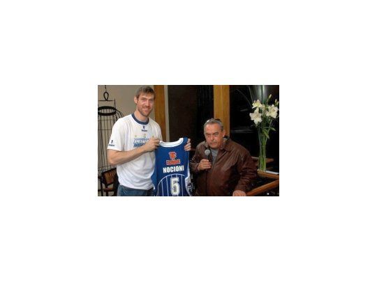 Vuelve una estrella. Andrés Nocioni regresa a la Liga Nacional y el básquet argentino se viste de fiesta. (Foto gentileza www.pickandroll.com.ar).