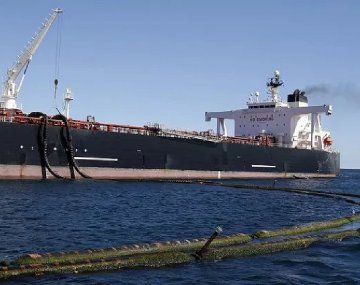 Las exportaciones de petróleo superaron los u$s1.000 millones en abril. Las exportaciones de petróleo superaron los u$s1.000 millones en abril.