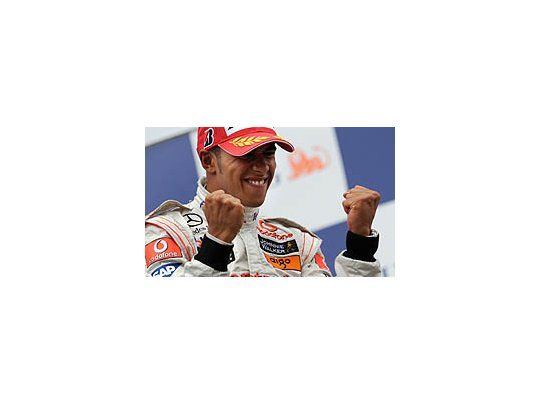 F1: sancionaron a Hamilton y Massa se quedó con la victoria
