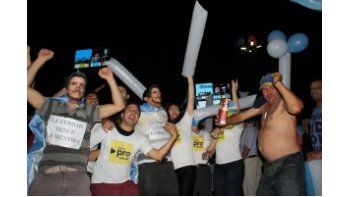 En el Obelisco se celebra la victoria de Cambiemos