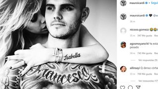 Mauro Icardi publicó una foto con Wanda Nara en la cama: Venís a pedir perdón