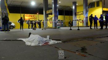 La escalada narco en Rosario volvió a conmover a la ciudad con una preocupante seguidilla de asesinatos a balazos en la vía pública en distintos puntos de la urbe.&nbsp;