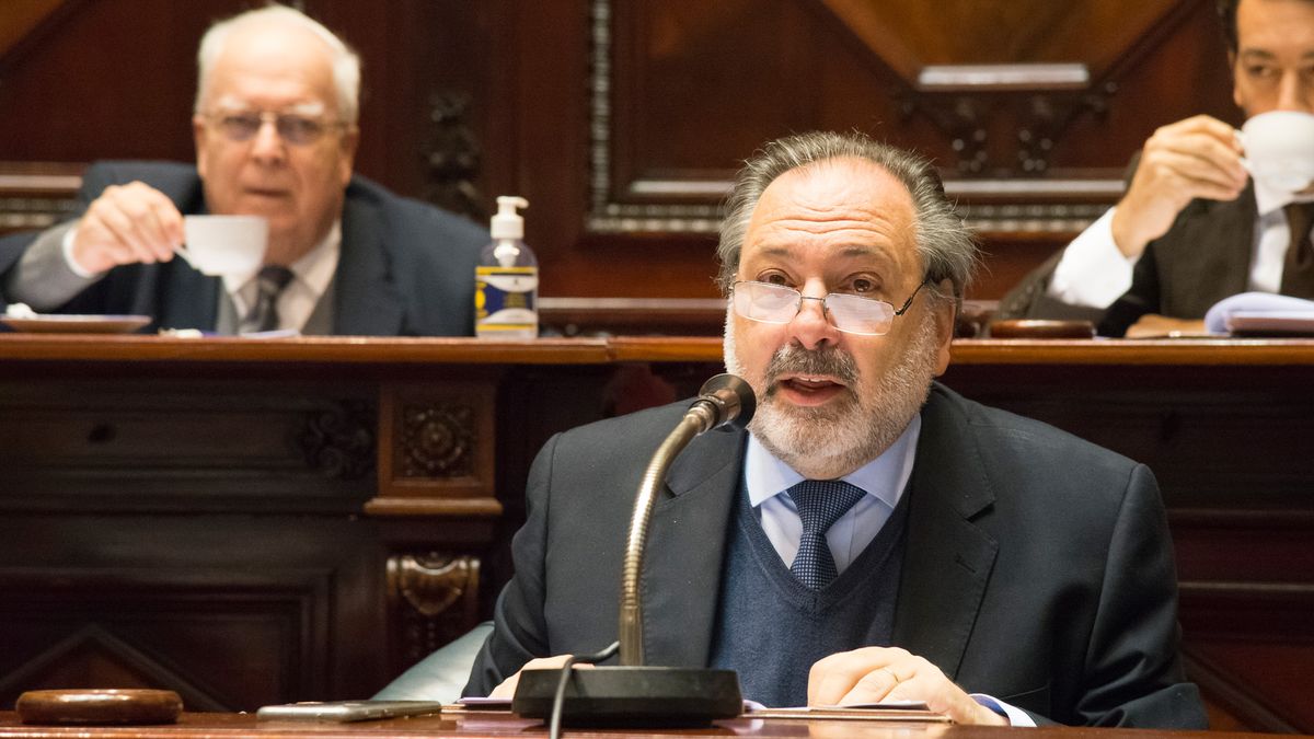 Cabildo Abierto must say where the money for increases in the military comes from, according to Jorge Gandini