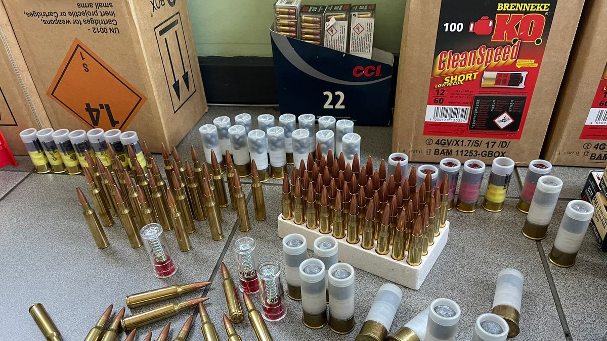 Customs found and seized weapons of war in the port of Montevideo