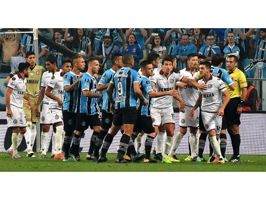 Gremio va a pedir un veedor de Conmebol para la revancha.
