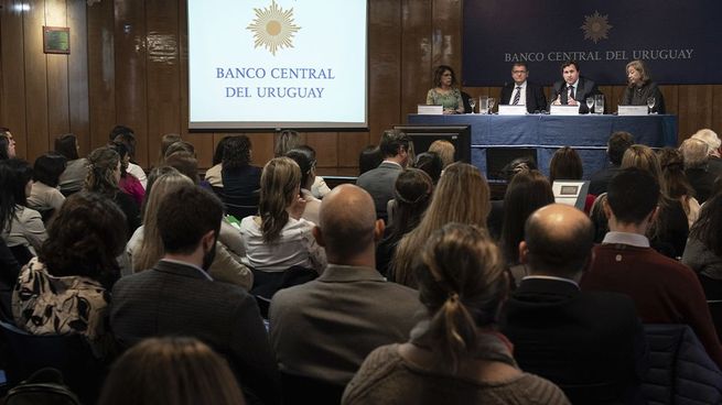 El Banco Central del Uruguay busca modernizar el sistema de pagos, imitando experiencias que funcionaron en otros países.