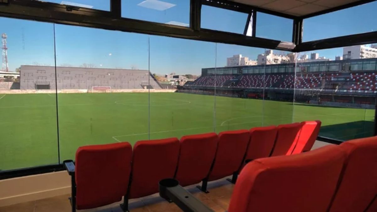 Barracas Central presented the renovated “Claudio ‘Chiqui’ Tapia” stadium