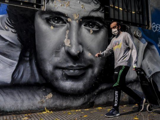Más de 11,2 millones de personas se anotaron para percibir el Ingreso Familiar de Emergencia. 