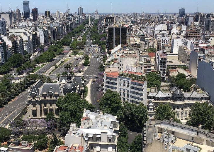 Vista hacia el Obelisco y la zona sur del Gran Buenos Aires Vista hacia el Obelisco y la zona sur del Gran Buenos Aires
