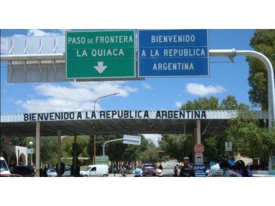 Los propios viajeros deberán brindarles a las aerolíneas comerciales su nombre completo, sexo, fecha de nacimiento, nacionalidad, país de residencia, fecha de vencimiento y país de emisión de pasaporte y dirección de destino.