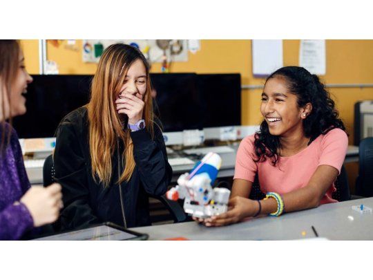 Desde hace 10 años en Argentina más de 190.000 alumnos y 7.000 docentes de 1.200 escuelas fueron parte de los programas de LEGO Education