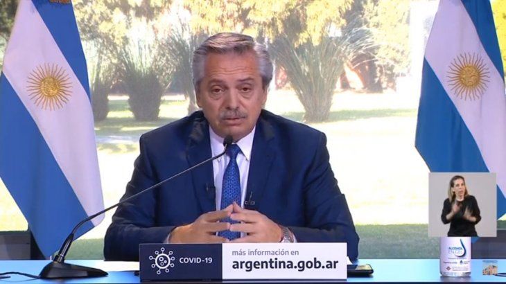 El mandatario advirtió que como crecen los casos de coronavirus, las camas se ocupan a otro ritmo.&nbsp;