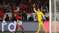 El Pincha empató 0-0 en el Maracaná, resistió con diez jugadores durante casi todo el segundo tiempo y se impuso 3-2 en los penales.&nbsp;