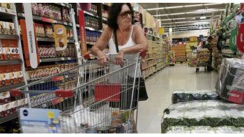 “Ante la necesidad del contexto actual se hace fundamental la puesta en marcha de este Observatorio y por eso pedimos rápido tratamiento. Es fundamental mejorar el bolsillo de los consumidores, defender los sueldos de la clase media y frenar la inflación”, explicó Ratto.