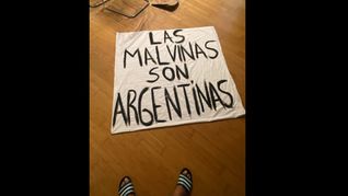 la historia detras de la bandera de malvinas que mostraron los jugadores