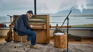 El cantante de Gorillaz consiguió la ciudadanía de Islandia en 2020, antes de que estalle la pandemia. 