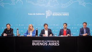Axel Kicillof en conferecia de prensa este miércoles junto a su Gabinete.