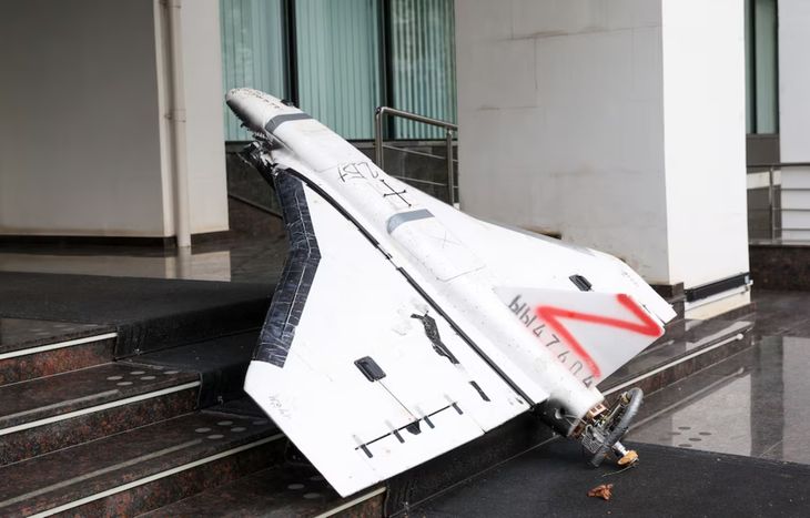 Defensas antiaéreas ucranianas en acción durante los ataques registrados en la noche de Navidad. Defensas antiaéreas ucranianas en acción durante los ataques registrados en la noche de Navidad.