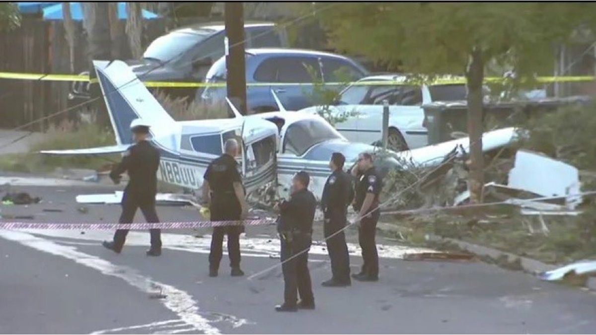 A plane crashed in San Diego and caused fires in houses and cars