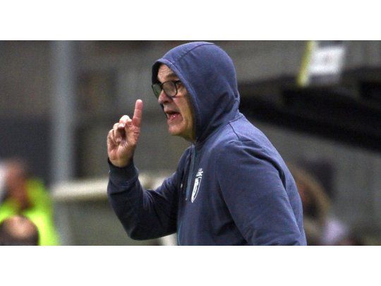 Bielsa espera por su futuro en Francia.