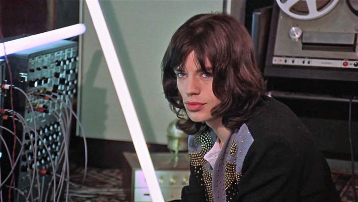 Jagger, un confeso fan de la obra de Borges, protagonizó Performance. Jagger, un confeso fan de la obra de Borges, protagonizó Performance.