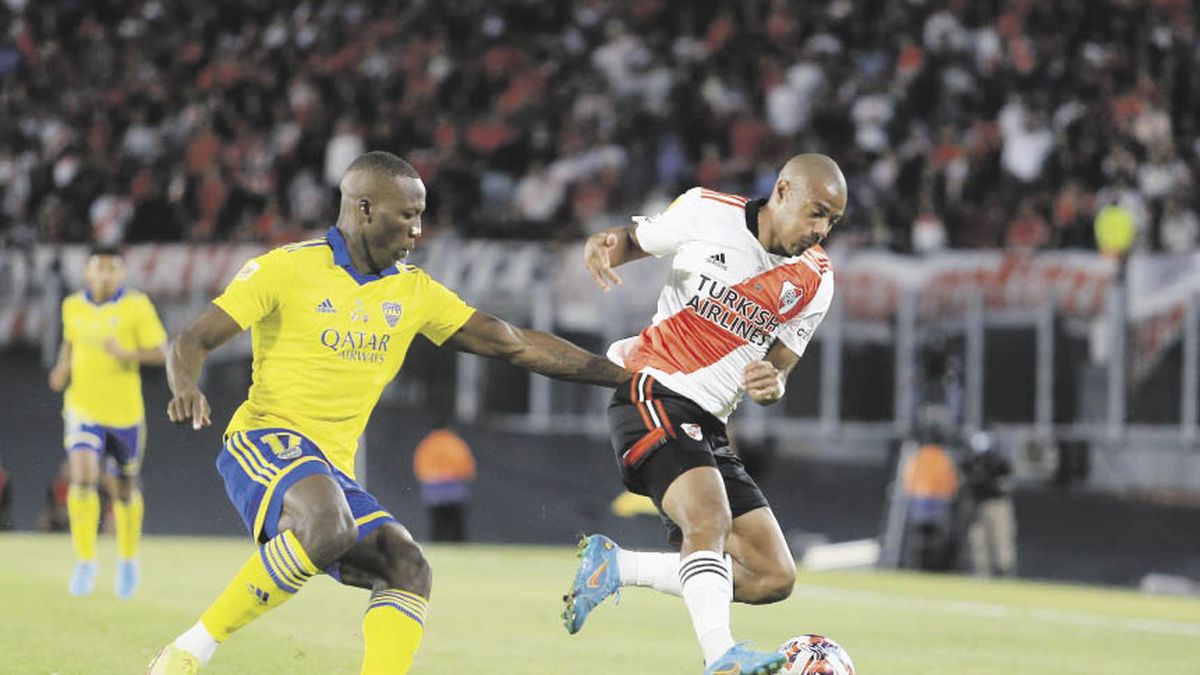 Boca won more superclásicos but River has higher value