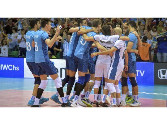 Argentina puso un pie en la segunda fase gracias a su triunfo ante Eslovenia.