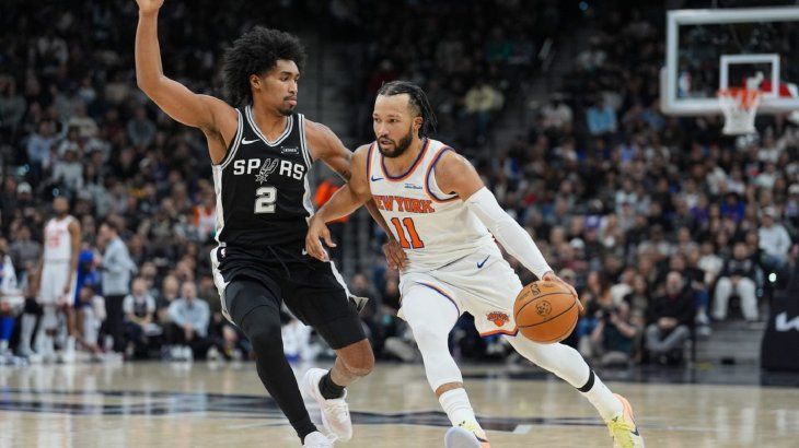 Este lunes, el presidente Donald Trump viajará a Nueva York para apoyar a los Knicks. Este lunes, el presidente Donald Trump viajará a Nueva York para apoyar a los Knicks.