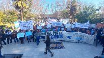 Los productores se concentraron en la Casa de Gobierno de Mendoza.