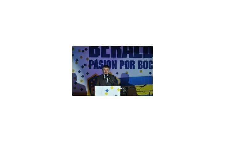 ámbito.com | Entre otras cosas, José Beraldi prometió una cancha para 70.000 hinchas.