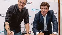 El ministro de Ambiente y Desarrollo Sostenible de la Nación, Juan Cabandié, con el intendente de La Matanza, Fernando Espinoza.