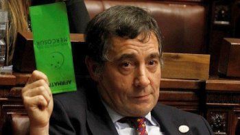 El 8 de junio pasado la División investigación federal de fugitivos y extradiciones de Interpol emitió un alerta roja por el pedido de extradición de Pepín Rodríguez Simón﻿