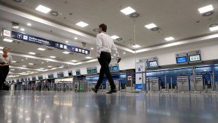 Los controladores anunciaron nuevas medidas de fuerza tras el fracaso de las negociaciones con EANA. Los controladores anunciaron nuevas medidas de fuerza tras el fracaso de las negociaciones con EANA.