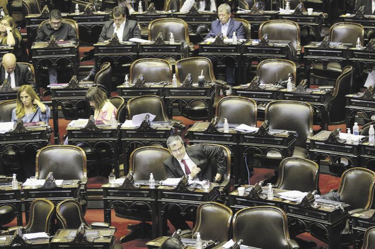 pag11FMI Sesion Diput_opt1.jpeg