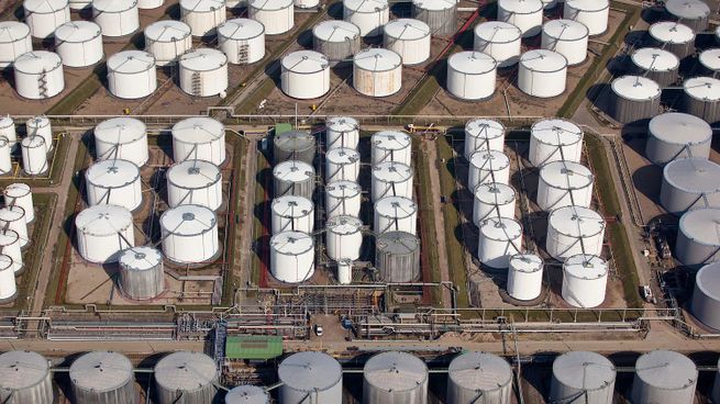 El volumen inédito supera el hito de 182 millones de barriles que el organismo coordinó en 2022 tras la invasión de Rusia a Ucrania.