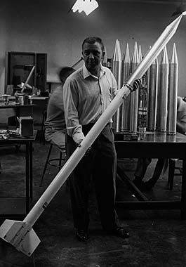 James Van Allen, el diseñador del Explorer.