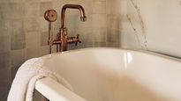 Mantené tu bañera reluciente con este simple consejo de limpieza.&nbsp;