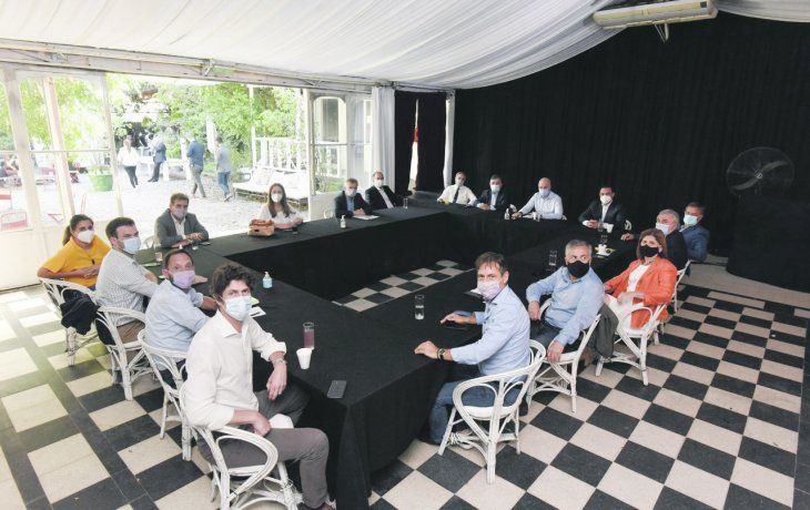 PRESENCIAL. Los dirigentes de Juntos por el Cambio se reunieron ayer para unificar una posición acerca de la posible postergación de las PASO.