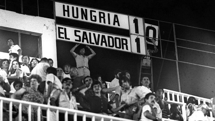  Hungría 10-1 a El Salvador en España 1982 sigue siendo la mayor goleada de la historia de los Mundiales. Hungría 10-1 a El Salvador en España 1982 sigue siendo la mayor goleada de la historia de los Mundiales.